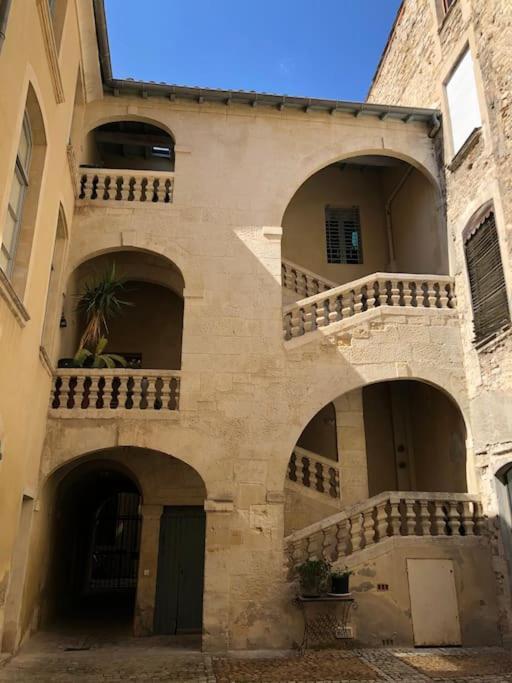 Appartement P2 De Charme - Centre-Ville Nîmes Esterno foto