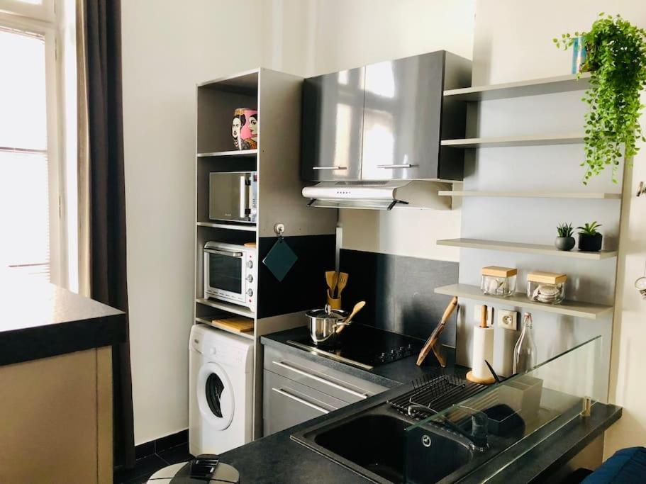Appartement P2 De Charme - Centre-Ville Nîmes Esterno foto