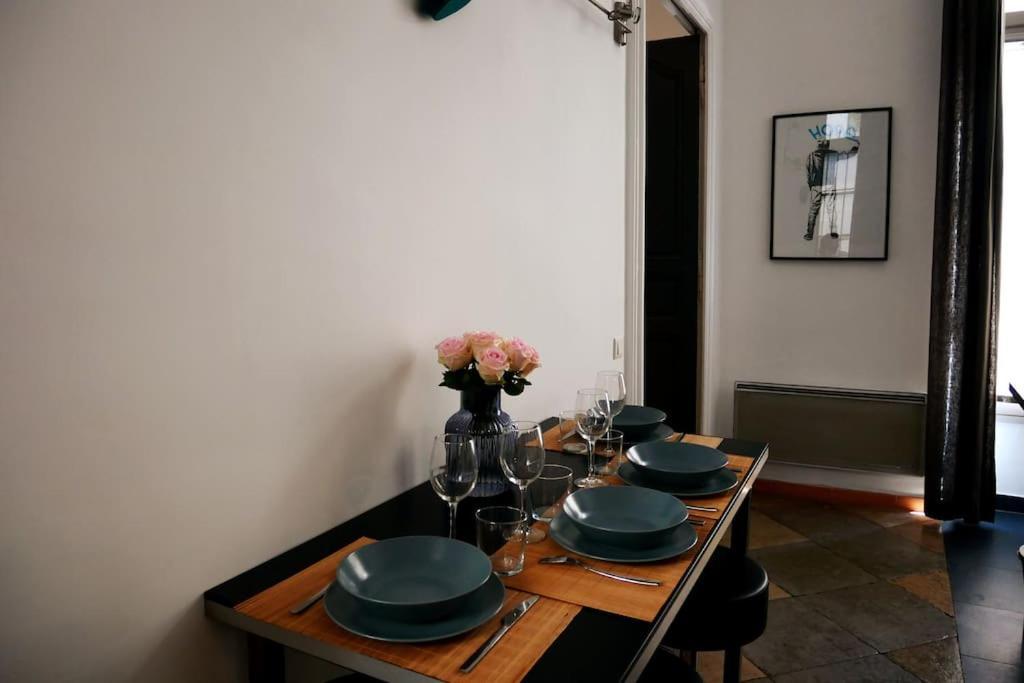 Appartement P2 De Charme - Centre-Ville Nîmes Esterno foto